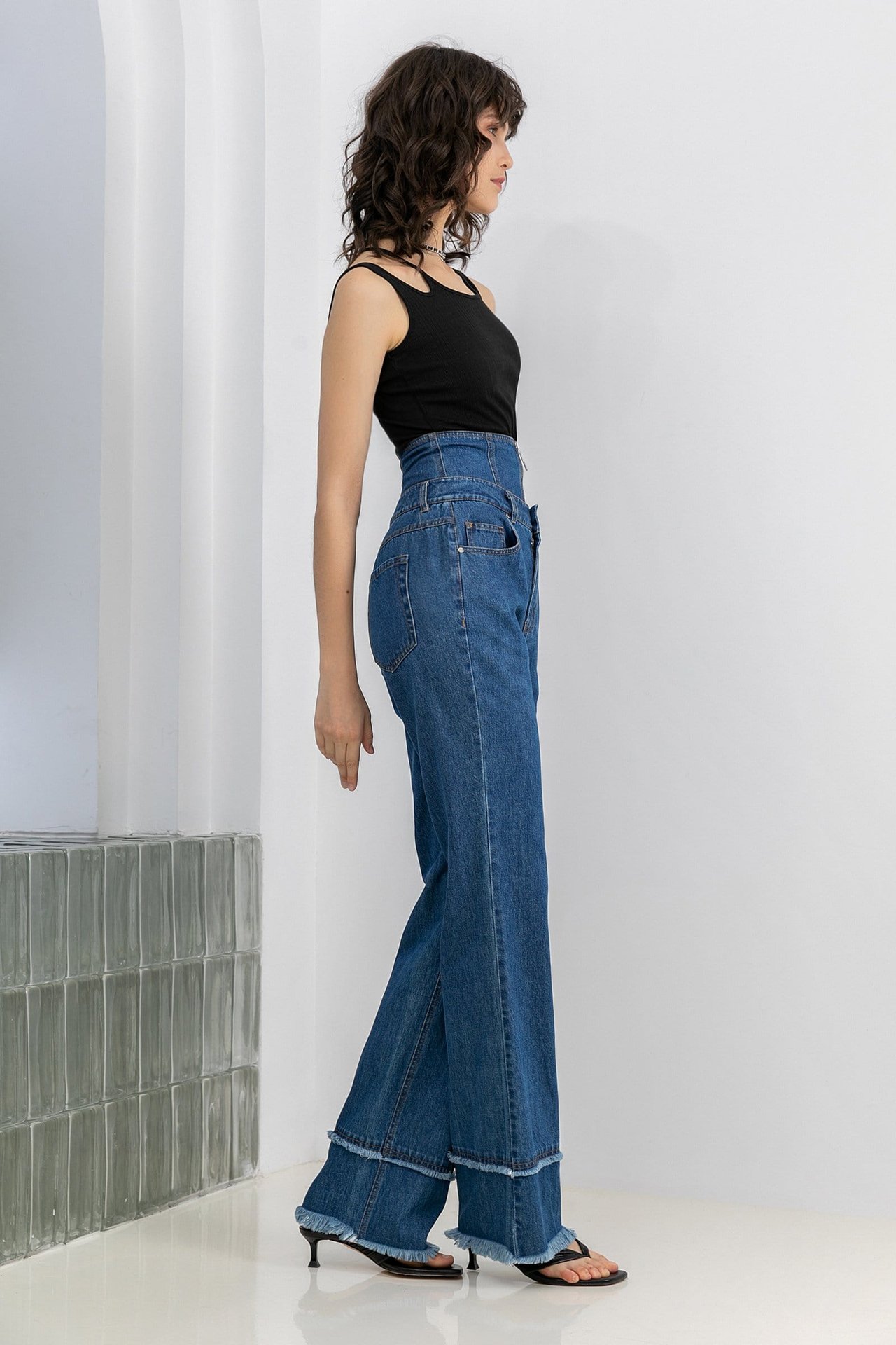 Consejos de Moda para Chicas Bajitas Como Lucir Genial Con Jeans
