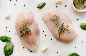 Aprende cómo cocinar pechugas de pollo, 5 recetas que debes saber